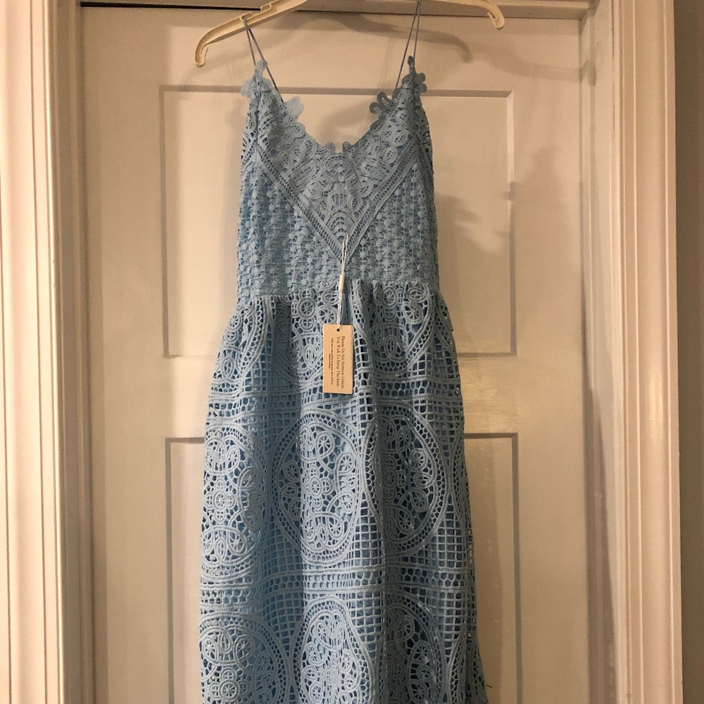 Lace-up Back Midi Dress